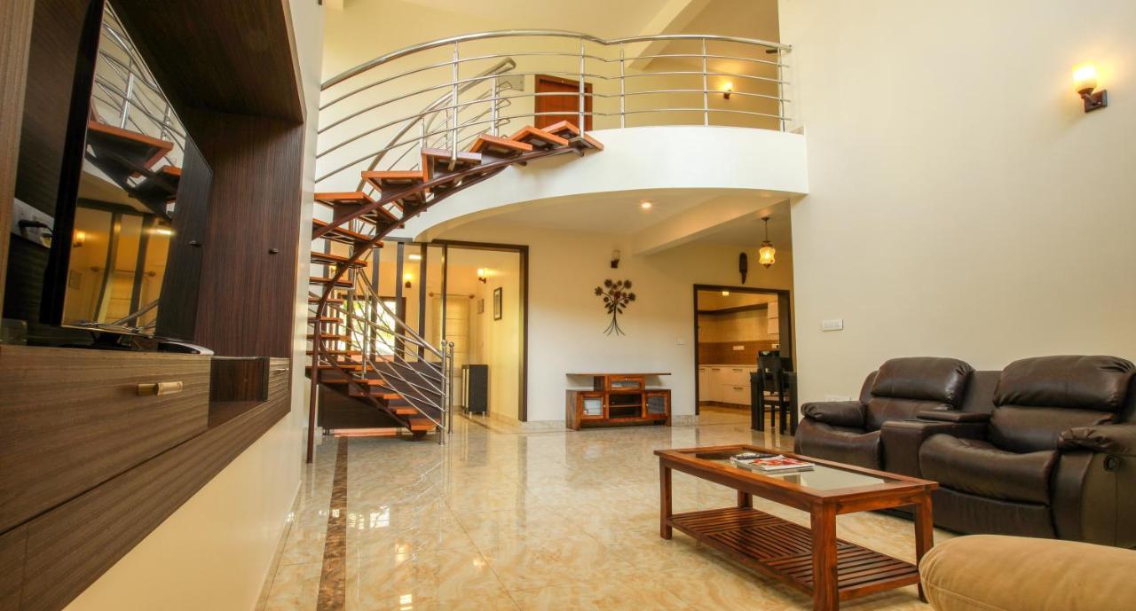 Falcon Suites Yelahanka New Town บังกาลอร์ ภายนอก รูปภาพ